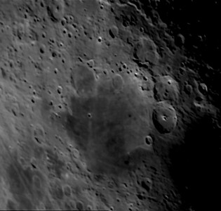 moon_vid32_002.jpg